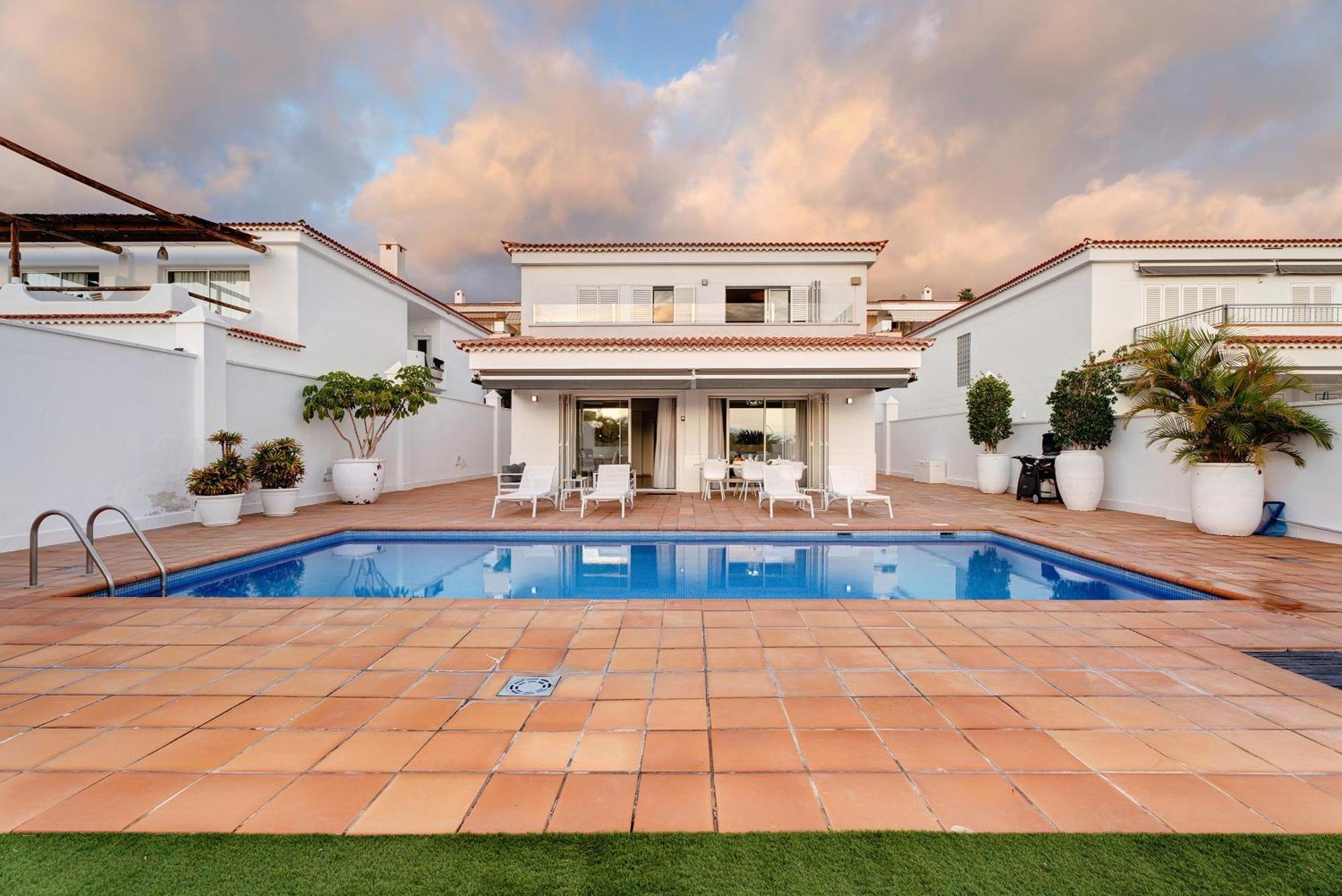 Espectacular Villa Aurora By Paramount Holidays Puerto de Santiago  Luaran gambar